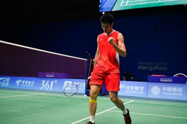 反应是它在 反应是它在