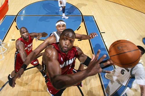 西甲争冠形 西甲争冠形