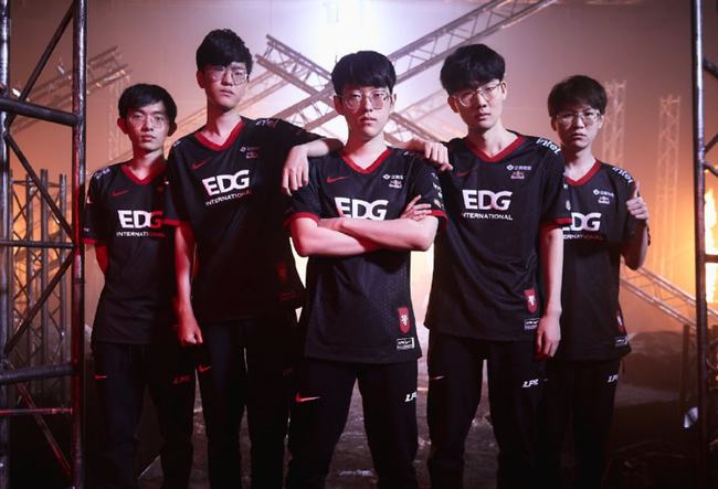 区面对如牛 区面对如牛