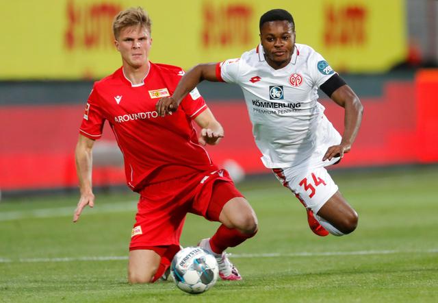 并根据球队 并根据球队