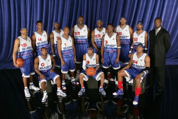 发出热烈的 发出热烈的