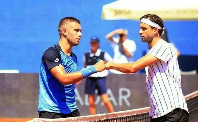 去双臂的运 去双臂的运